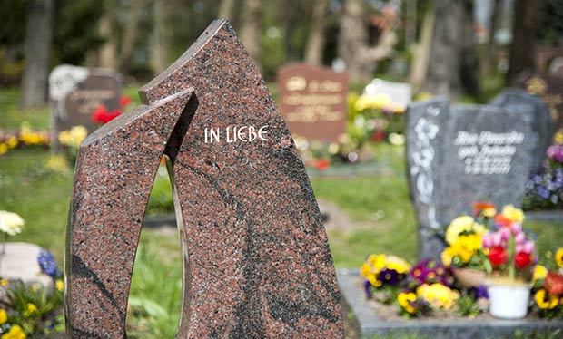 Concession Cimetière à Pouzols